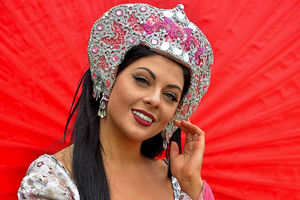 Supporting image for story: Wolverhampton panto star Lucy Kay speaks out about overcoming bullying and abuse