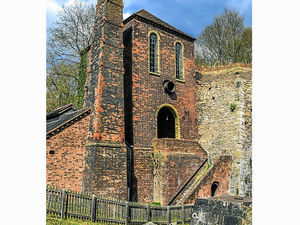 Supporting image for story: Building in shock at Blists Hill is now an internet hit