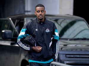 Supporting image for story: No one can afford to buy Alexander Isak, says ex-Newcastle player John Anderson