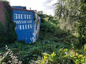 The Giotto mural, near the junction of Wellington Road, Fieldhouse Drive and Donnington Wood Way, Muxton