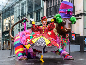 Supporting image for story: Panto dame joins Bullring Bull in his glad rags ahead of Birmingham Hippodrome shows - in pictures