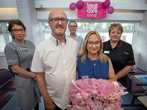 Supporting image for story: Couple donate £1,000 to NHS and renew wedding vows after cancer scare