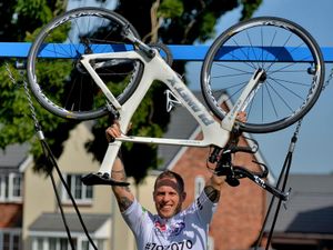 Supporting image for story: Scuba instructor to take on major triathlon challenge for charity