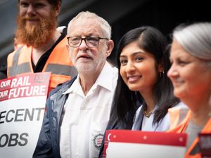 Supporting image for story: Minister shrugs off ex-Labour MP’s announcement of new political party