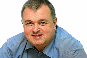 Supporting image for story: Carl Jones: I'm thrilled to Brits by thought of Oscars glory