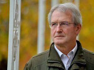 Supporting image for story: Stay of execution for Paterson as Tories hit out at investigation