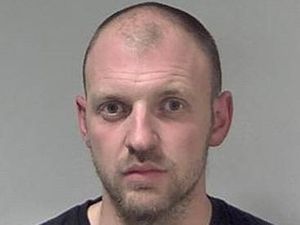 Supporting image for story: Terror for woman threatened by burglars with crowbars at her home near Ludlow