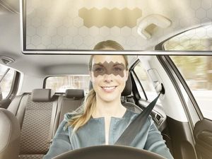 Supporting image for story: AI-powered sun visor automatically protects driver’s eyes from glare