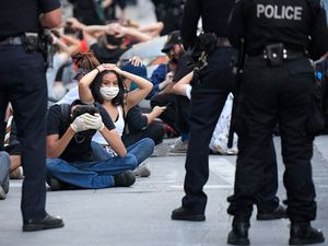 Supporting image for story