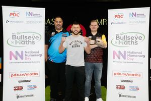 Jermaine Wattimena and Mike de Decker strike a pose with boxer Conah Walker