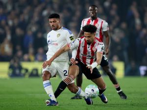 Supporting image for story: Leeds miss chance to pull clear of Premier League drop zone after Brentford draw