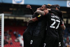 Matt Phillips of West Bromwich Albion celebrates after scoring a goal to make it 0-2. (AMA)