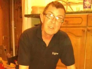 Supporting image for story: Man kills himself after 'bullying' texts