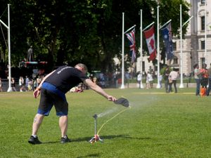 Supporting image for story: Summer 2025 will ‘almost certainly’ be UK’s warmest on record