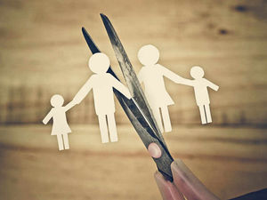 Supporting image for story: How to cope with a break up: Don't make divorce a drama for children