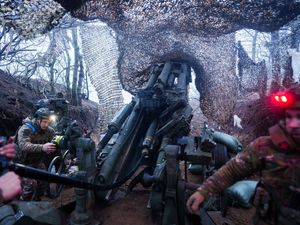 Supporting image for story: Ukrainian troops lose ground with fewer fighters and exposed supply lines