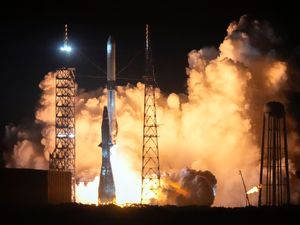Supporting image for story: Jeff Bezos’s Blue Origin launches new rocket on first test flight
