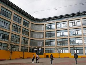 Supporting image for story: Health experts welcome ‘three-parent’ baby approval to prevent inherited disease