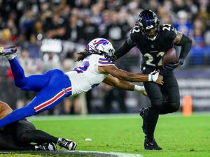 Supporting image for story: Derrick Henry powers Baltimore Ravens past the Buffalo Bills