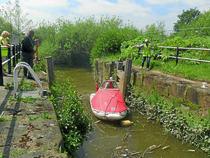 Supporting image for story: Helpers keep fundraising Shropshire sailor, 73, afloat