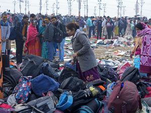 Supporting image for story: Several people feared dead in stampede at Maha Kumbh festival in India