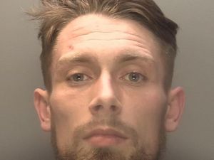 Supporting image for story: Police search for wanted man with Wolverhampton and Walsall links