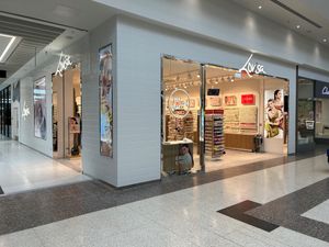 Supporting image for story: Australian jewellery chain opens in Telford with promise of 'more new names coming soon'