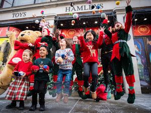 Supporting image for story: Alison Hammond and Jonathan Ross to star in new Hamleys documentary
