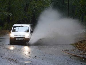 Supporting image for story: Thunderstorms may cause travel disruption in England and Wales – Met Office