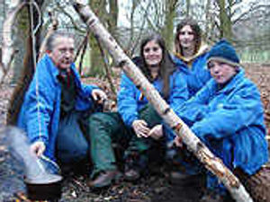 Supporting image for story: Nature's way of learning survival skills