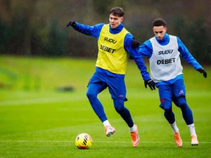 Supporting image for story: "He really does care" - Rob Edwards set for selection decision on struggling striker