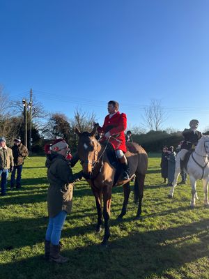Mr Gilbert addressed the crowd on the government's plans to ban trail hunting.