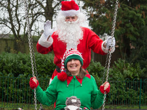 Supporting image for story: Santa's letters, photo competition and daily sightings to delight Newport
