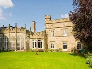 Supporting image for story: A garden home of great elegance