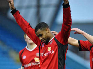 Supporting image for story: Julian Gray is not setting targets