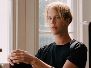 Supporting image for story: Birmingham show promotes new Tom Odell record