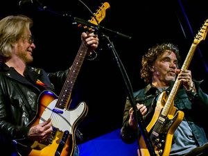 Supporting image for story: Daryl Hall and John Oates to play Birmingham show