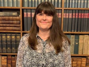 Supporting image for story: Mayor slams online 'bullies' as councillors back her stance against town's social media 'trolls'