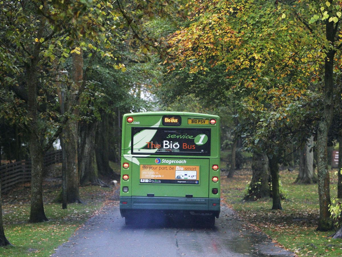 Bus drivers to take strike action in pay dispute