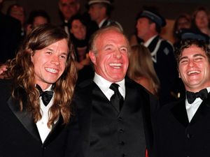 Supporting image for story: Godfather director Francis Ford Coppola among stars paying tribute to James Caan