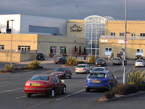 Supporting image for story: David Lloyd gym closed by metal thieves
