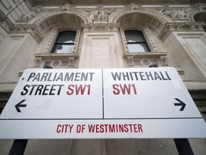 Supporting image for story: Civil Service workforce up 2,000 to almost 20-year high, figures suggest