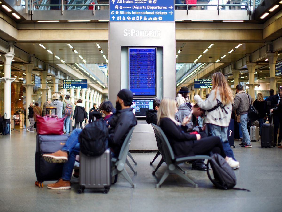 Police probe assault at St Pancras station after Tommy Robinson video emerges