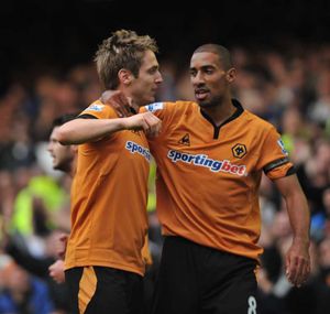 Wolves boss Mick McCarthy believes captain Karl Henry is a "top drawer" midfielder.