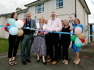 Supporting image for story: Family cottage at Oswestry's orthopaedic hospital gets £16,000 makeover