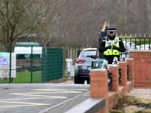 Supporting image for story: Dudley school reopens after army bomb disposal experts examine 'suspicious items'