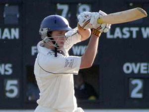 Supporting image for story: Shropshire cricket fitness scare for Rob Foster