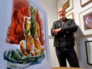Supporting image for story: Walking Dead illustrator Charlie Adlard showcases life drawing work at Shrewsbury exhibition