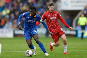 Nohan Kenneh of Shrewsbury Town and Aidan Keena of Cheltenham Town (AMA)