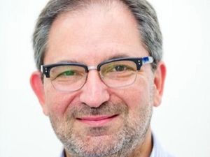 Supporting image for story: Cancer research fundraisers hoping to break £1m target at charity lunch